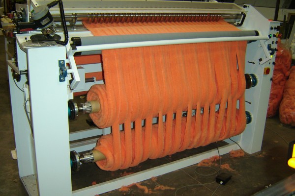 Cutting machine for any type of textile