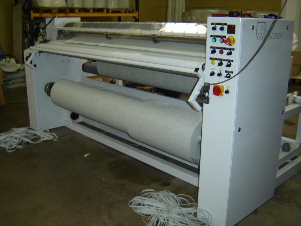 Cutting machine for any kind of textile