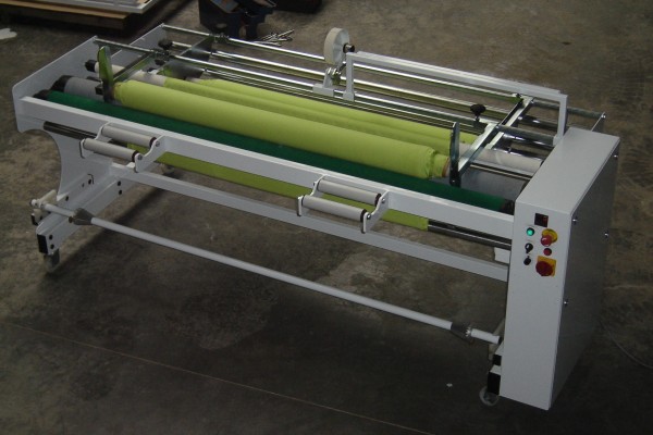 Rolling and measuring machine